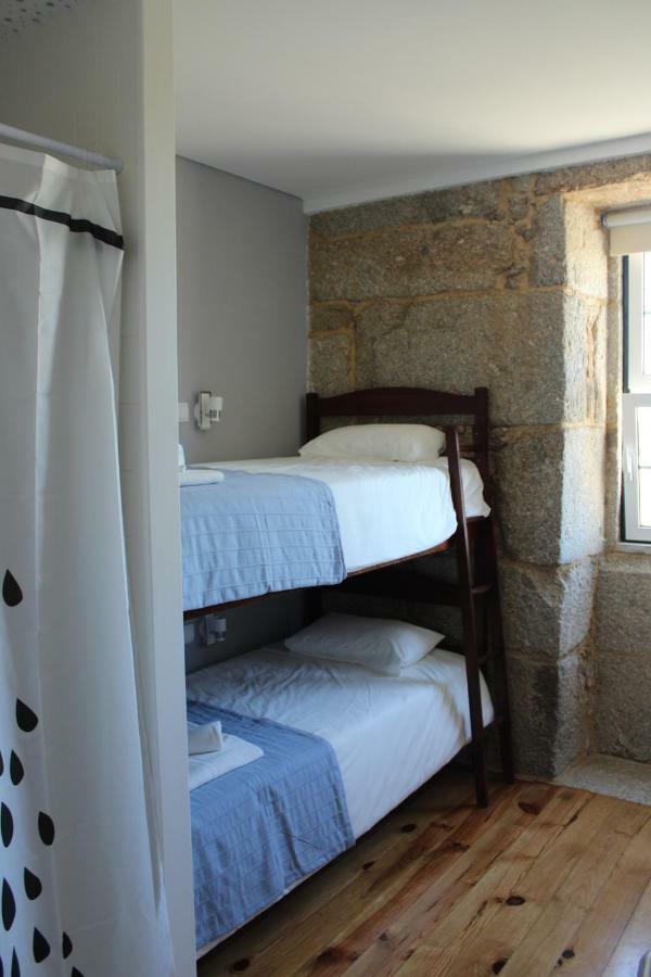 Hostel Casa Do Pinheiro Lagares da Beira Extérieur photo